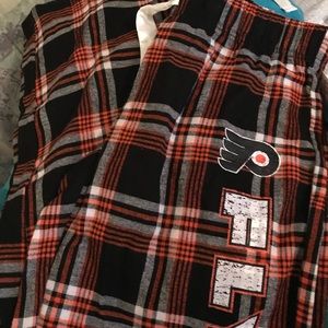 NWT Women’s Philadelphia Flyers Pajama Pant